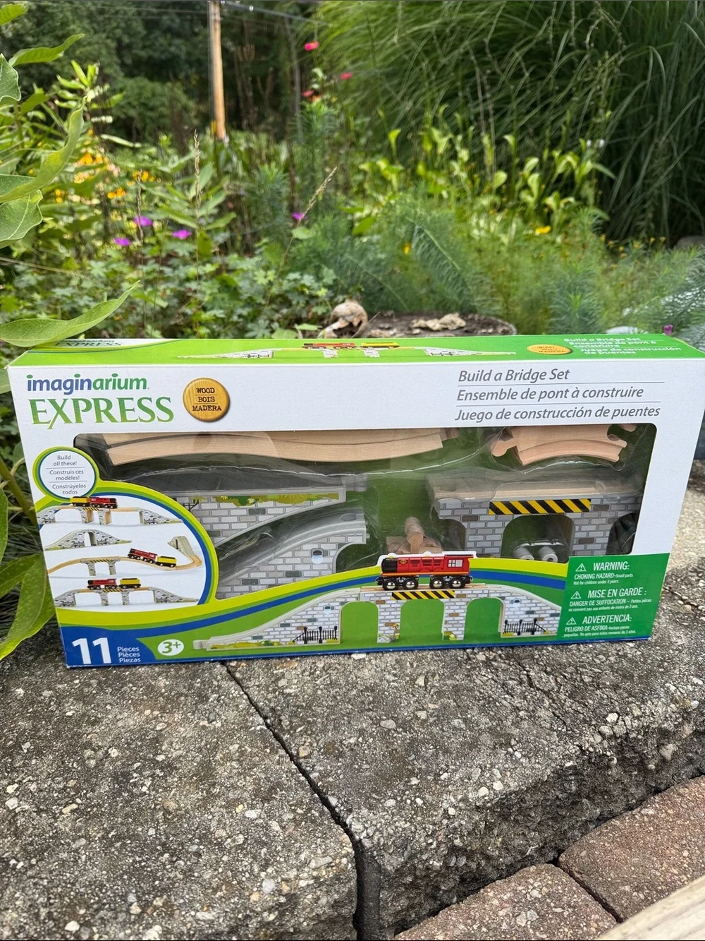 NIB Imagination Express Build a Bridge Set